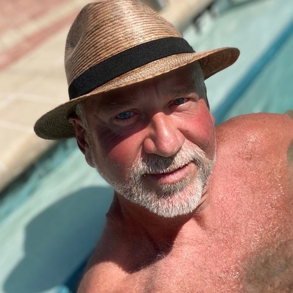 Meet your Posher, William - Picture 5 of 11